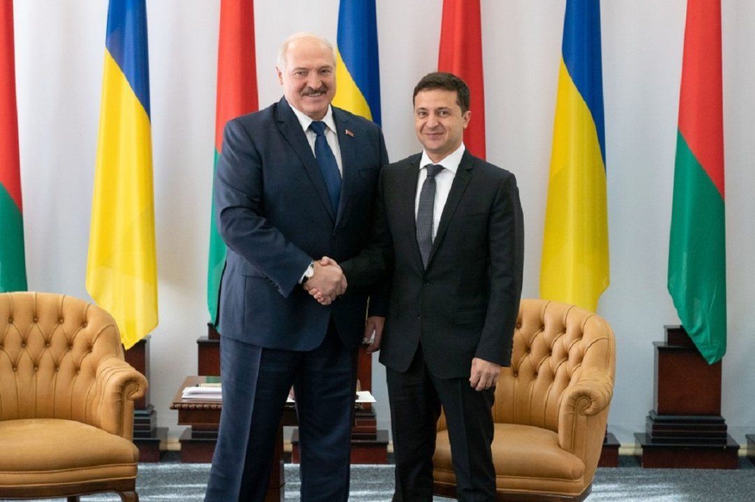 Лукашенко назвал Украину Россией на встрече с Зеленским.