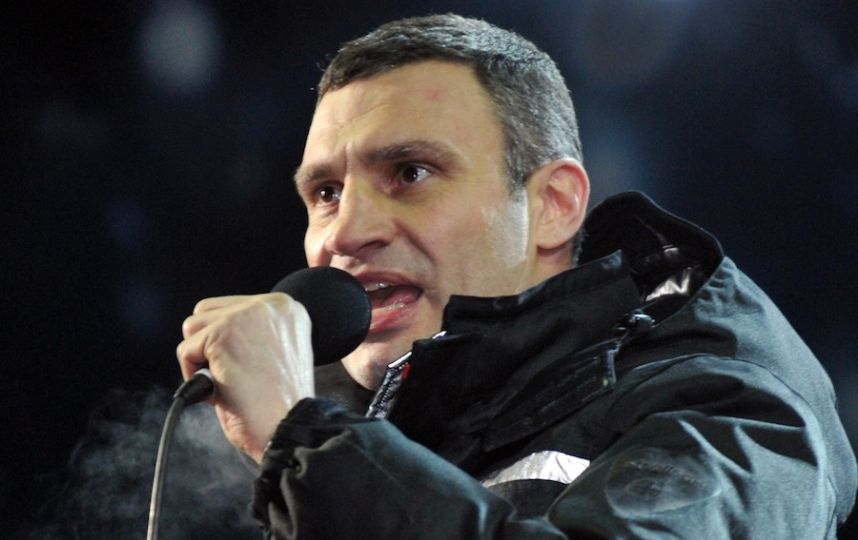 Суд обязал лидера партии "Удар" рассказать, где он жил последние 10 лет.