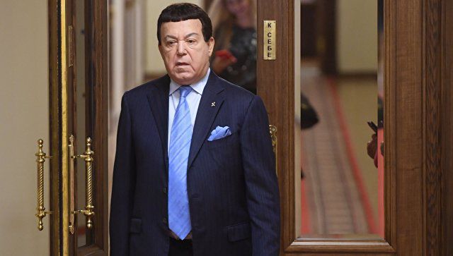 Кобзон подчеркнул, что России изначально надо было отказаться от участия  в конкурсе. 