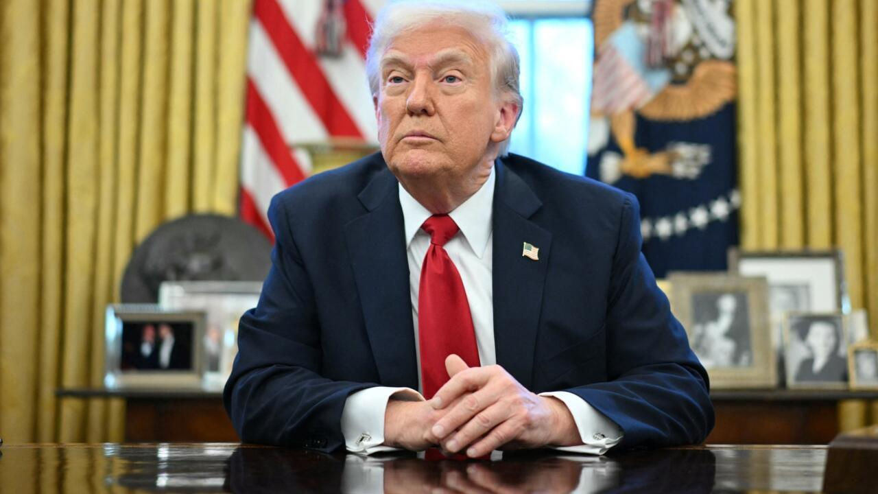 Трамп пообещал проверить Signal.