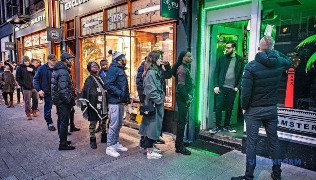 В Нидерландах число заразившихся коронавирусом приближается к 20 тысячам.