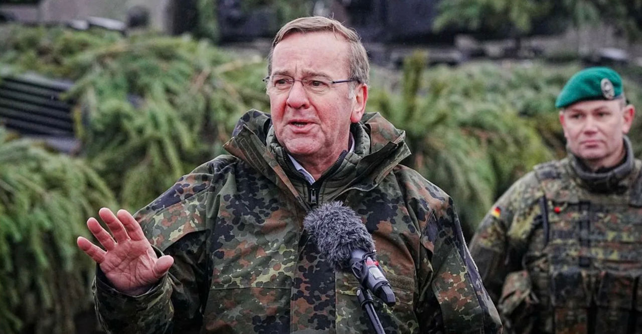 В Германии не исключают введения военных в Украину после прекращения огня.