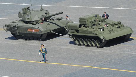 Ruşii pregătesc o paradă militară de proporţii pentru sâmbătă.