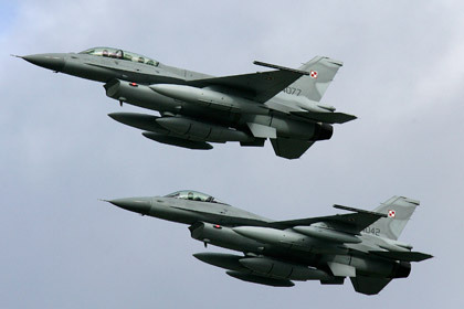 Польские истребители F-16. Фото: Pierre Habib / Canadian Armed Forces / Reuters