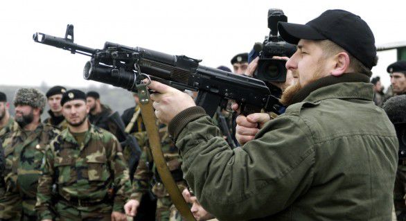 Mai devreme în acest an, Ramzan Kadârov a calificat drept “dușmani ai poporului” mass-media liberale din Rusia.