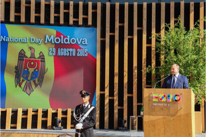 Национальный день РМ на Expo Milano 2015 стартовал с исполнения гимна.