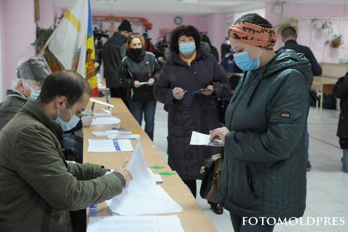 Власти установили порядок организации выборов в условиях пандемии.