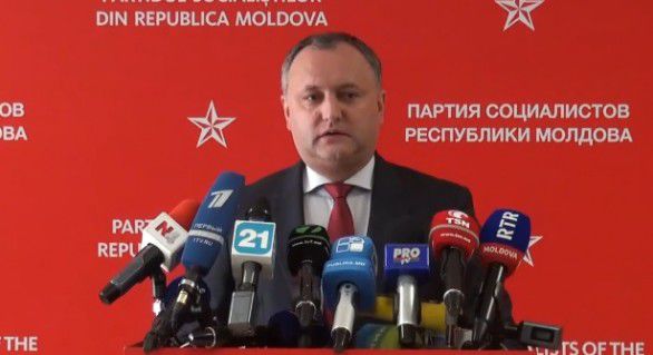 Timofti riscă demisia din funcția de președinte și intentarea unui dosar penal pentru uzurparea puterii în stat.