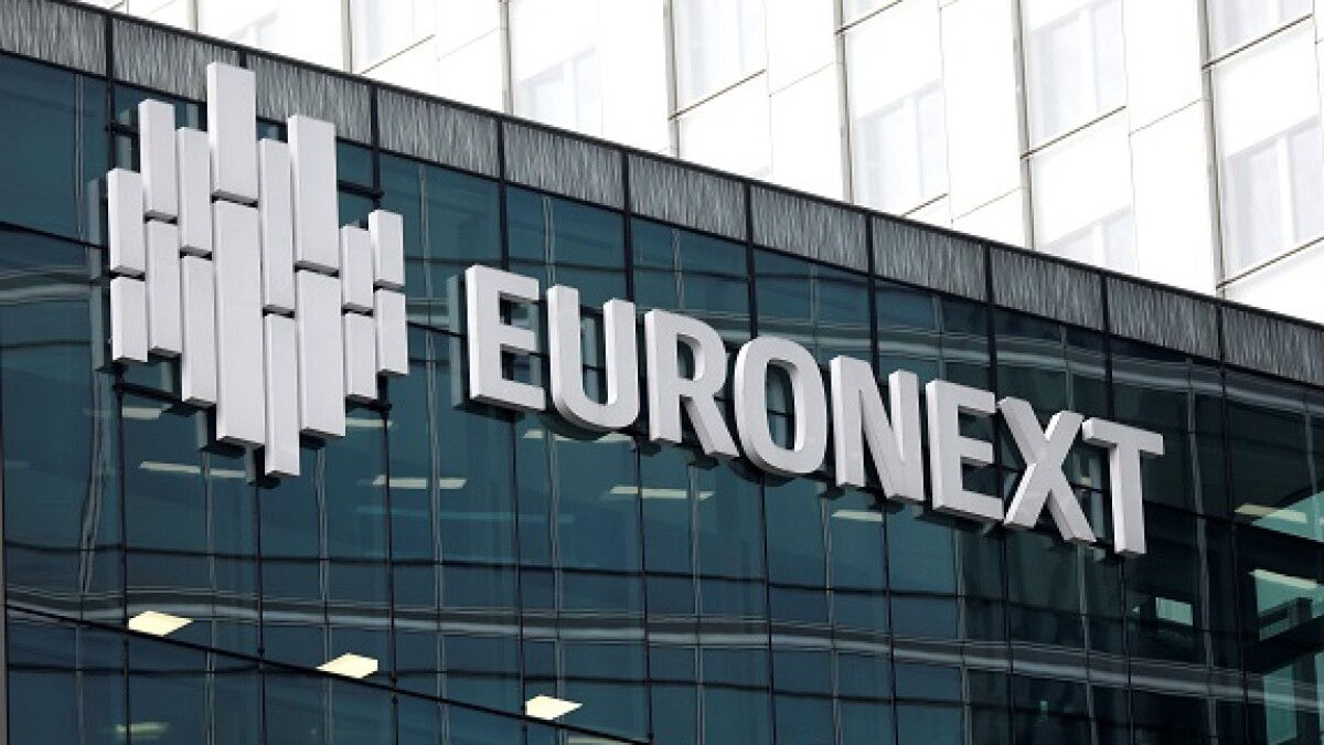Bloomberg: Лондон уступил место крупнейшего европейского фондового рынка Парижу.