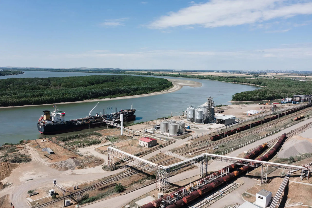 Portul secat de la Giurgiulești a scufundat exporturile de grâu ale Moldovei cu 60%.