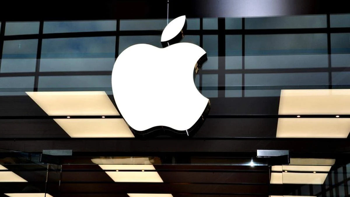 Пошлины Трампа обошлись Apple в 900 миллионов долларов.