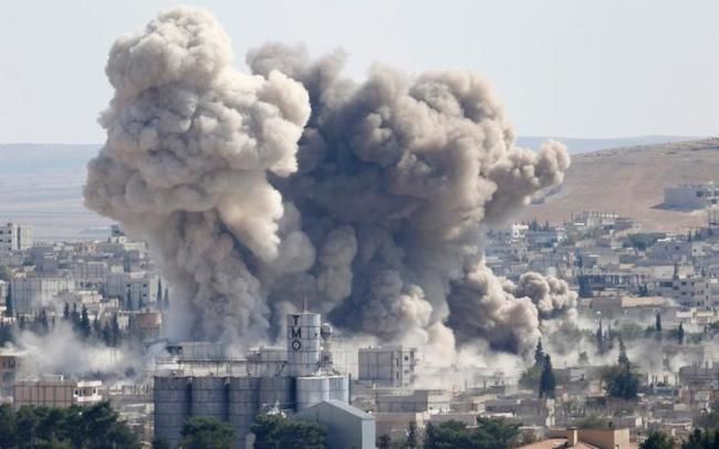 230 de civili au fost ucişi în atacuri lansate de Siria şi Rusia