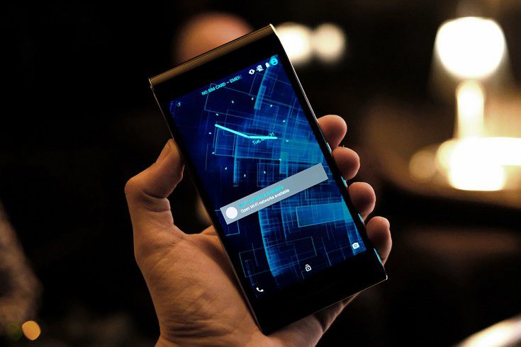 Компания Sirin Labs объявила о дате выхода смартфона Solarin. Фото: ixbt.com