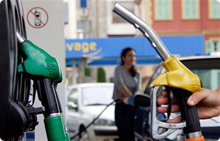 Средние розничные цены на нефтепродукты в I полугодии 2013 г. увеличились.