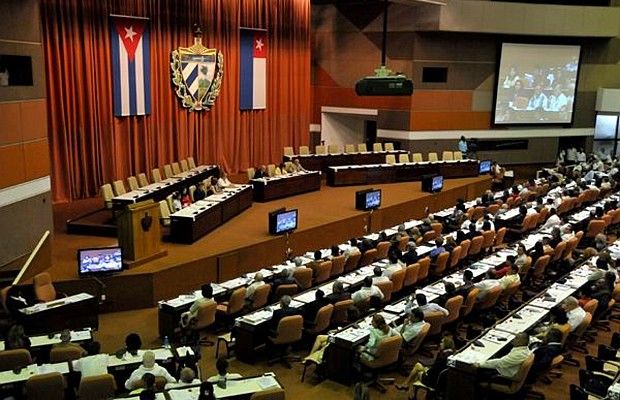 Парламент Кубы отказался включать в конституцию положение о браке.