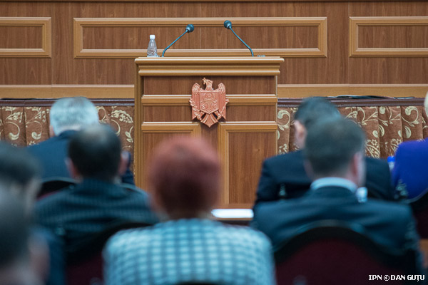 Депутаты почтили минутой молчания жертв еврейского погрома.