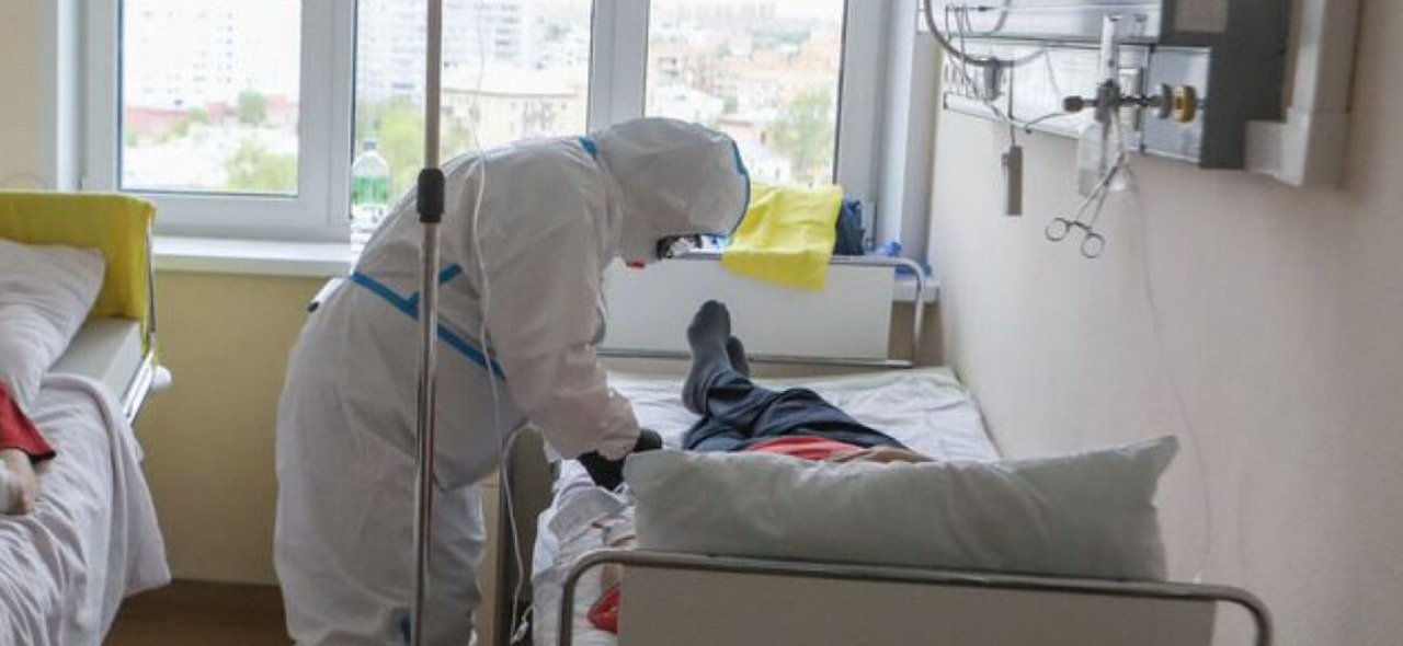 Число заболевших COVID-19 в России превысило 370 тысяч человек.