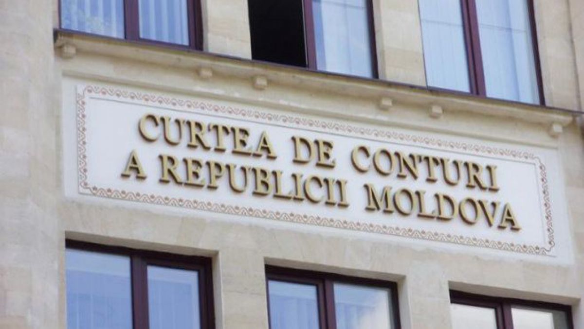 Un proiect de lege depus la Parlament prevede salarii mai mari pentru membrii conducerii Curții de Conturi. Foto: timpul.md