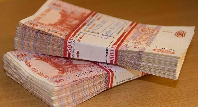 Banii plătiți în plus la achitarea unor taxe, amenzi, penalități sau impozite vor putea fi recuperați în maxim 6 ani. Foto: moldovenii.md