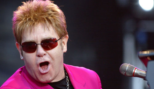 ir Elton John si David Furnish au devenit un cuplu în 2005