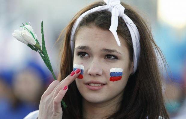 Опрос проводился 17-20 июля среди 1600 человек в 134 населенных пунктах 46 регионов России.