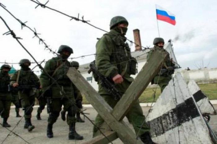 Federația Rusă şi-a dublat efectivele militare la frontiera cu Ucraina.
