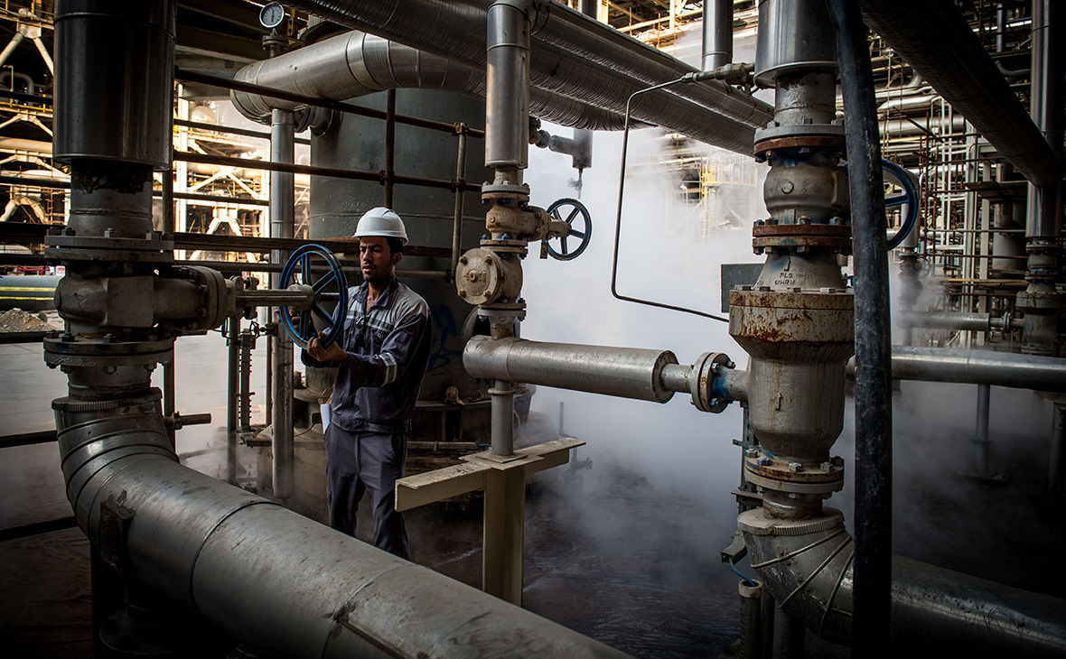 Нефть Brent подешевела до минимальных с января значений.