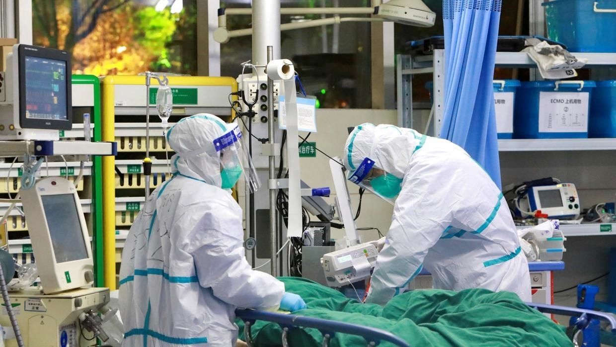 В ВОЗ не увидели серьезных мутаций коронавируса.