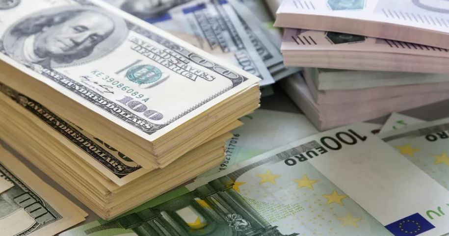 Валютные резервы Нацбанка сократились в марте на $248,09 млн.