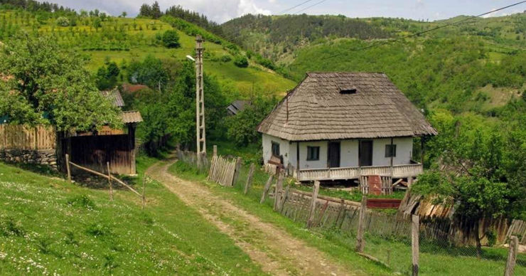 Молодежь покидает села Молдовы из-за безработицы и отсутствия условий.