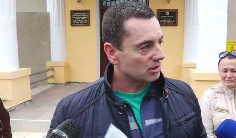 Examinarea dosarului împotriva primarului oraşului Basarabeasca a fost amânată pentru noiembrie.