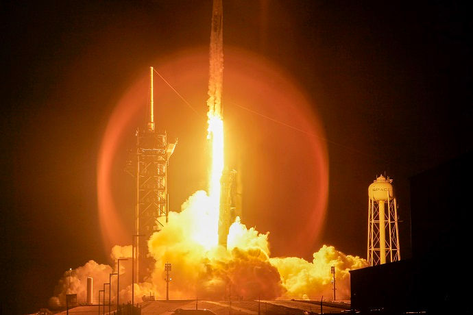 SpaceX riscă o amendă de peste 500.000 de dolari pentru încălcarea regulilor de lansare a rachetelor.