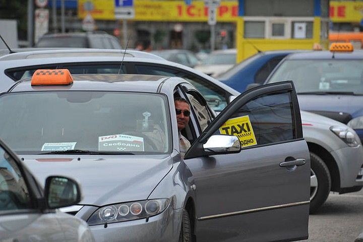 НААТ: отсутствие чека позволяет пассажиру не оплачивать поездку в такси