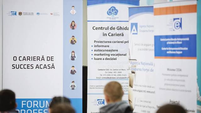 O carieră de succes acasă! Peste 100 de tineri din nordul republicii participă la Forumul Profesiilor