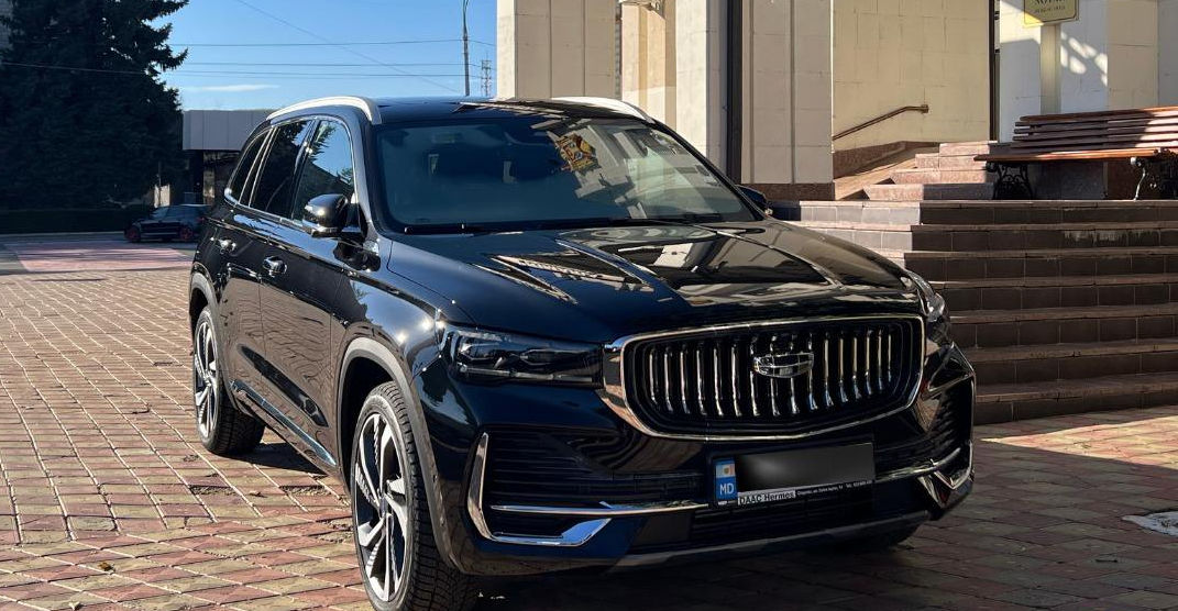35 de primării din țară și-au înnoit parcul auto în 2024: Printre mașini se numără și Geely Monjaro.