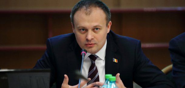 Valeriu Streleț a declarat că PLDM va cere demisia de onoare lui Adrian Candu. Foto: inprofunzime.md