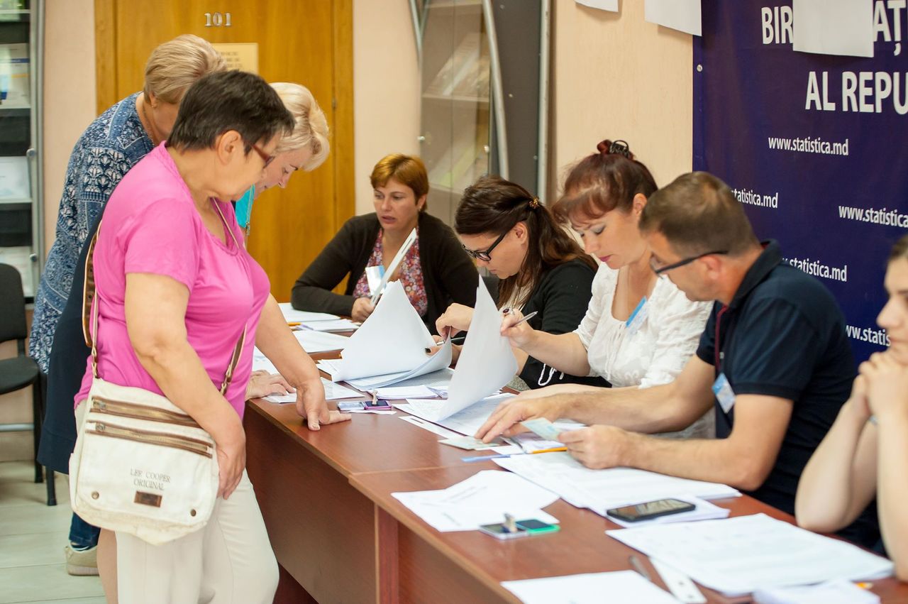 Почти 170 тысяч жителей Кишинёва приняли участие в выборах мэра.