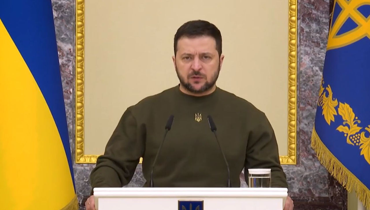 Зеленский о войне с Россией: Украинский народ заслуживает победы.