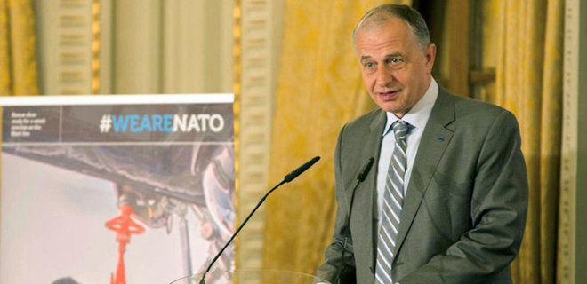 В Украину едет заместитель генерального секретаря НАТО.