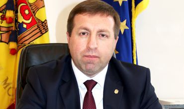 Действующий министр внутренних дел Олег Балан объявил, что ведомство усилило меры безопасности вокруг посольства Франции в Кишиневе.