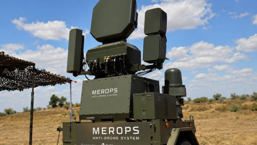 Армия Румынии ввела в строй американскую систему противодействия дронам Merops.