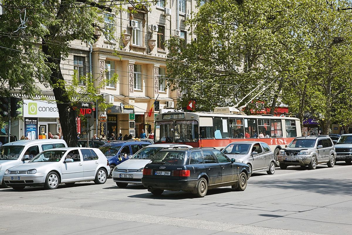 Fiecare abatere de la prevederile Regulamentului Circulaţiei Rutiere v-a atrage după sine sancționarea în conformitate cu legislația în vigoare. Foto: unimedia.info