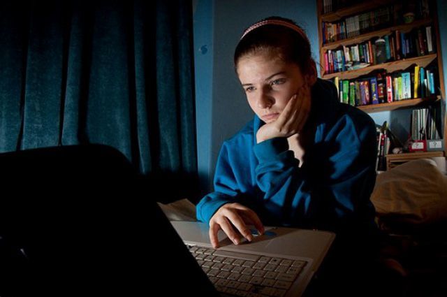 Recent doi adolescenți din Chișinău și-au pus capăt zilelor, chipurile sub influența unui joc de pe rețelele de socializare.