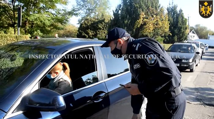 Почти 250 владельцев машин с иностранными номерами оштрафованы.