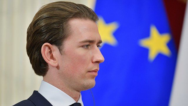 Австрия не пойдет на договоры по мигрантам в ущерб себе, заявил Курц.