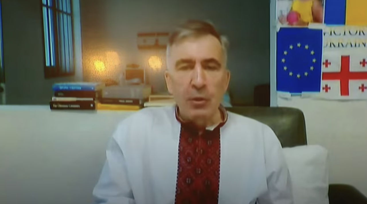 Саакашвили поздравил украинцев с началом переговоров по членству в ЕС.