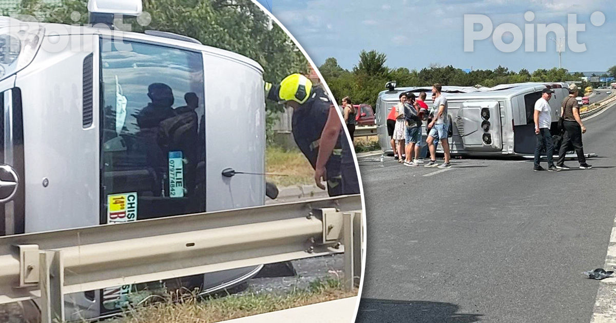 Un microbuz de rută cu pasageri s-a răsturnat la Stăuceni. Sunt răniți.