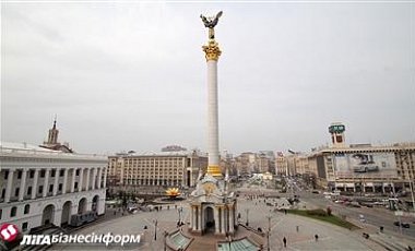 Ранее киевский суд уже принимал решение об освобождении административных зданий оппозиционерами, но те отказались его выполнять.