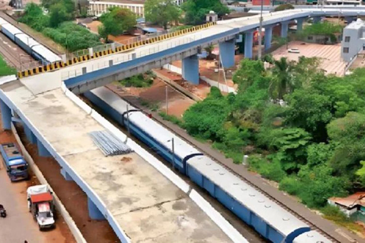 Șapte ingineri, suspendați din funcție în India pentru un proiect greșit de pod.