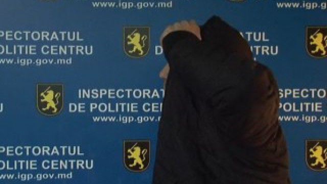 Tânăr reținut pentru posesie de droguri. Foto: canal3.md